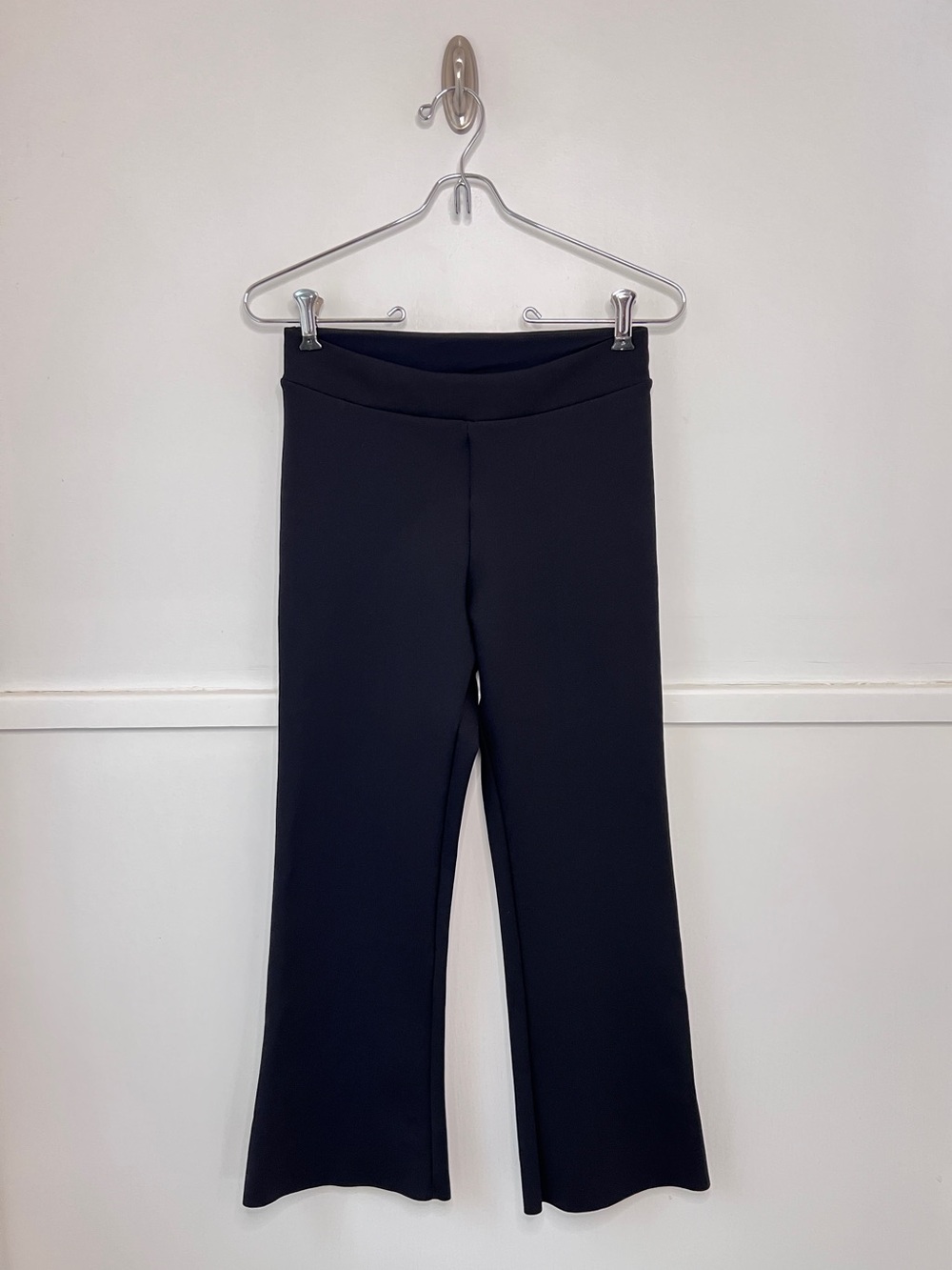Commando Neoprene Cropped Flare Pants in Black NWT